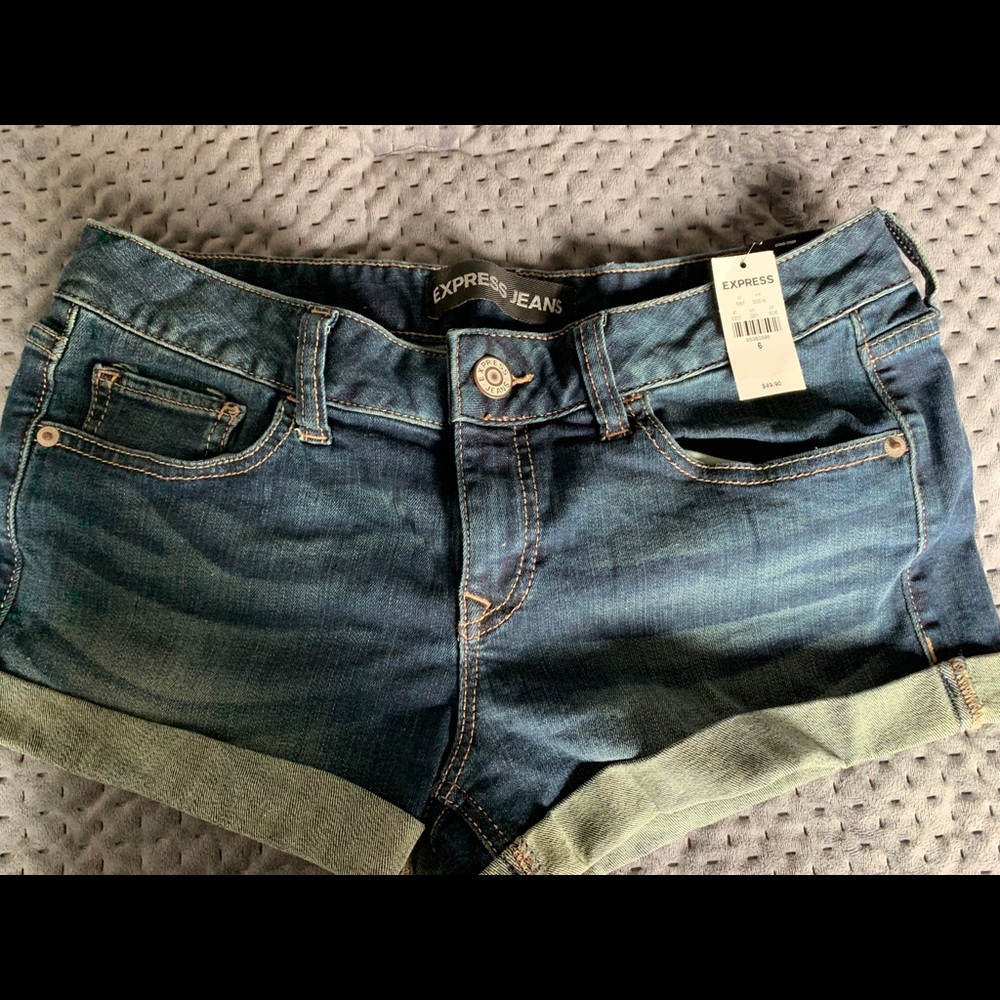 Express NWT shorts